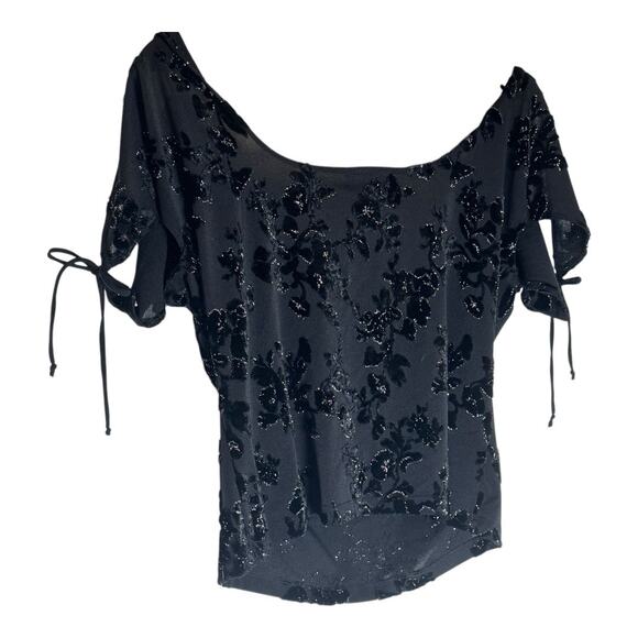 Vintage BeBe Women's Black Silver Floral off shoulder Crop Top Large Boho Goth - Picture 11 of 11